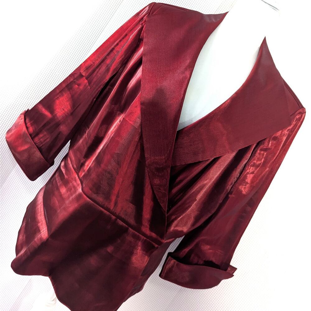 DRESSBARN WOMAN! IRIDESCENT RUBY RED WIDE LAPEL, CRISS-CROSS BLOUSE! SZ 16W